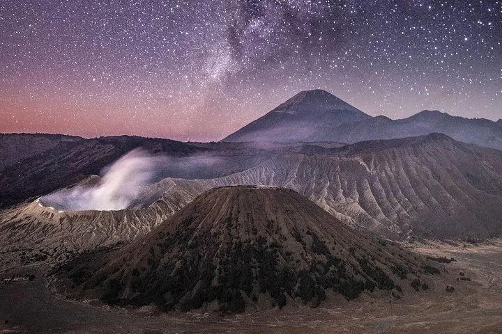All-Night Milkyway at Majestic Bromo